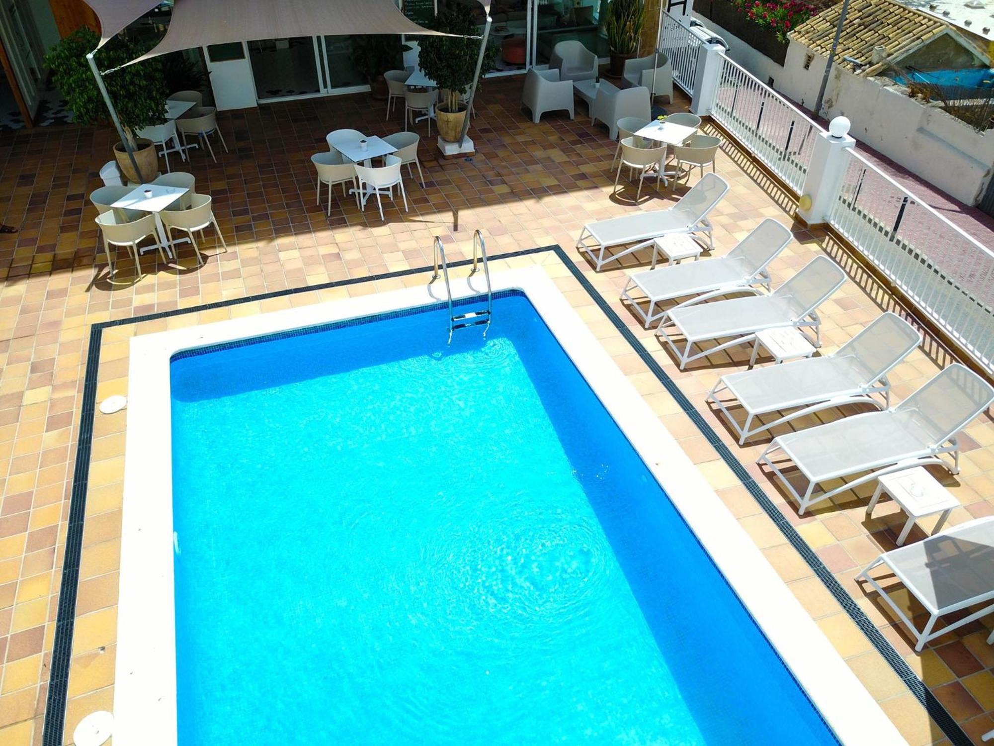 Es Mitjorn Hotel Sant Antoni de Portmany Zewnętrze zdjęcie